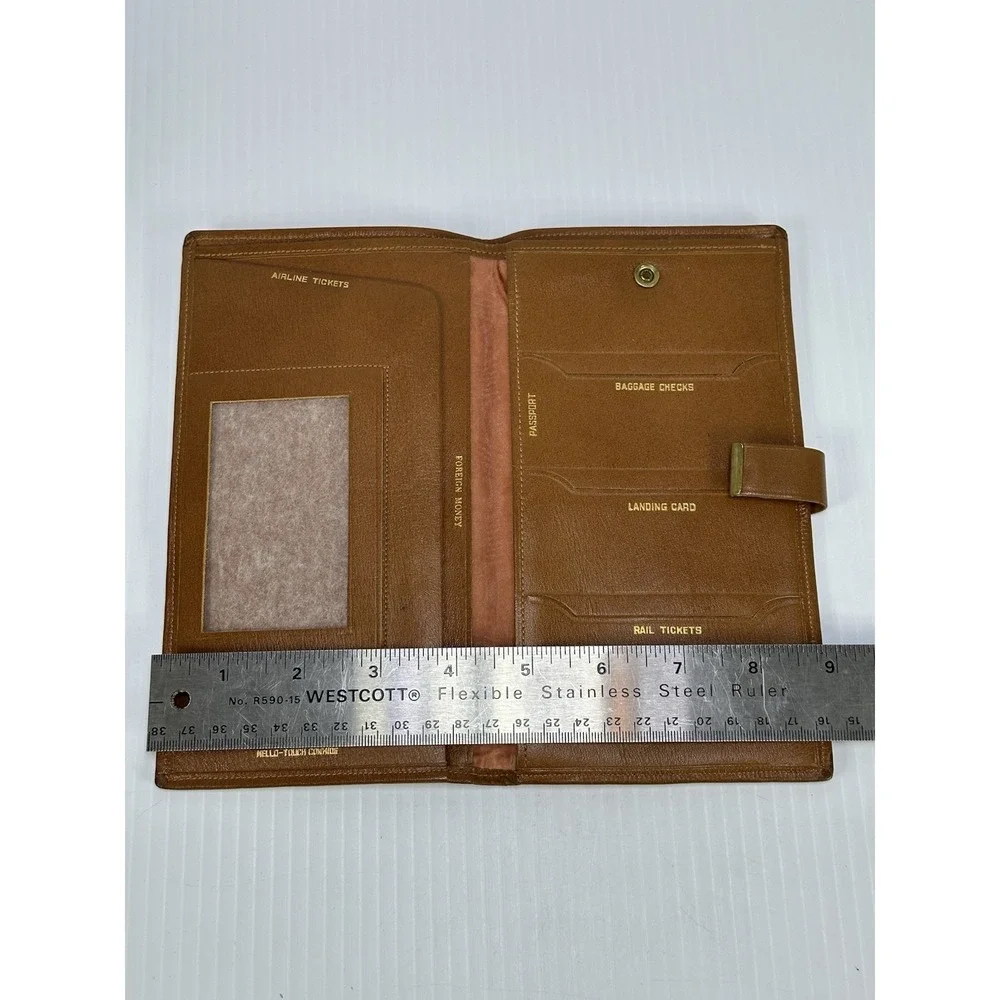 Vintage Travel Bifold Brown Mello Touch Cowhide Leather Passport Organizer 4.5x8